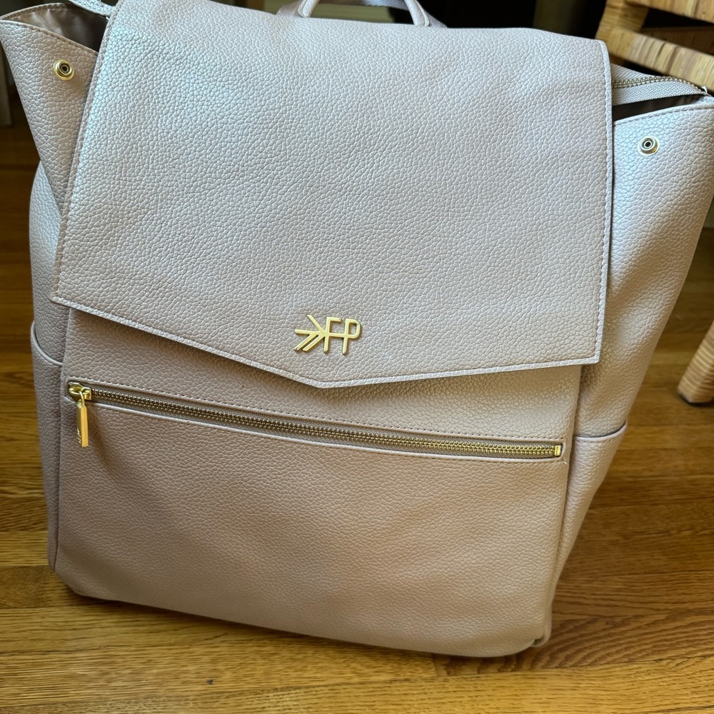 EUC Fig Classic Freshly Picked diaper bag